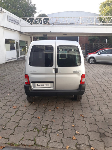 Imagen 5 de 7 de Peugeot Partner Urbana Comfort 1.4 2plc 2016 1º Selección
