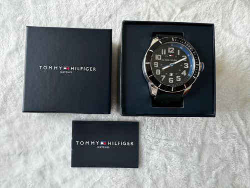 Reloj Para Hombre Tommy Hilfiger Original color Negro 1791072 Diametro 48 mm