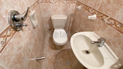 Apartamento En Alquiler / Punta Carretas - Inmobiliaria Lars