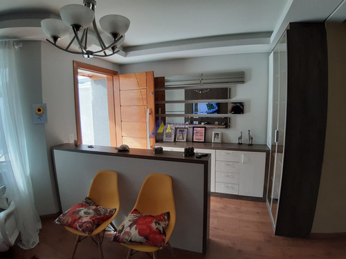 Sobrado Triplex A Venda No Bairro Iguaçu - Araucária - 389