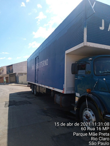 Caminhão Truck Baú Mb