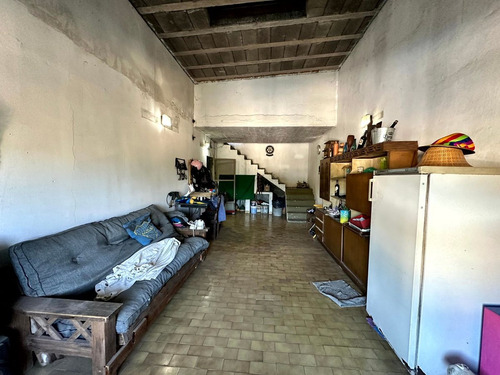 Casa Con Locales En Venta En Rafael Calzada