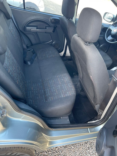 Imagem 6 de 8 de Fiat Uno Vivace 1.0 2014