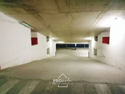 Arriendo Estacionamientos Autos/motos San Pablo/teatinos