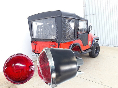 Imagem 1 de 3 de Lanterna Traseira Preta Com Aro Cromado Jeep Willys