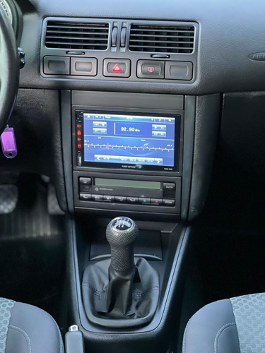 Imagem 14 de 15 de Volkswagen Golf 1.6 Mi Total Flex