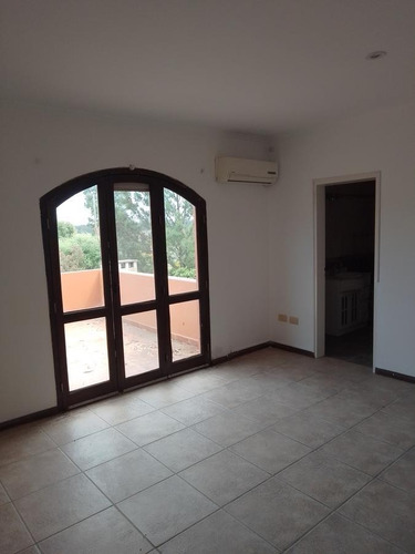 Imagen 16 de 27 de Casa - Echeverria Del Lago - Canning - Country