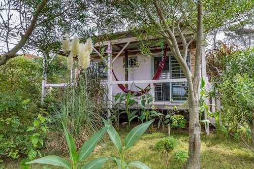 Imagen 3 de 27 de Venta De Complejo De 3 Bungalows Con Vista Al Mar En Ocean Park