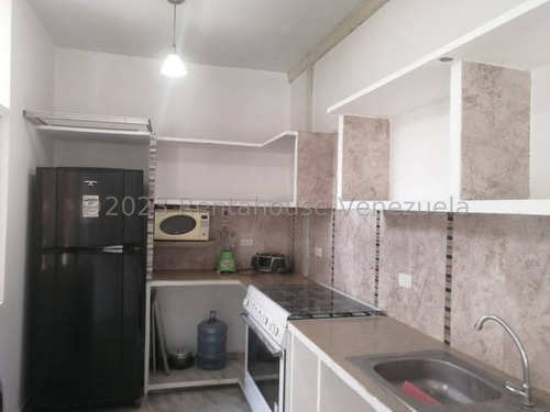 Imagen 17 de 30 de ||**|| Casa En Alquiler Final Av. La Mata, Cocina Semi Equipada, Céntrica, Amplia Cod Flex #23-19051/* 0414-523-21-38*/