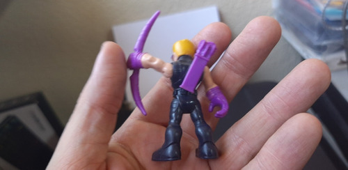 2015 Hasbro Marvel Super Hero Hawkeye Figure 6 Cms (Usado)