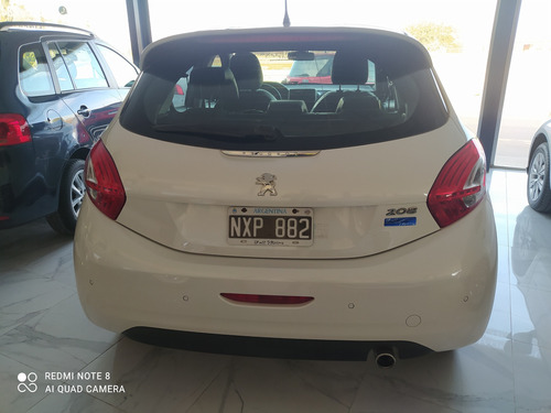 Imagen 2 de 10 de Peugeot 208 2014 1.6 Feline Pack Cuir