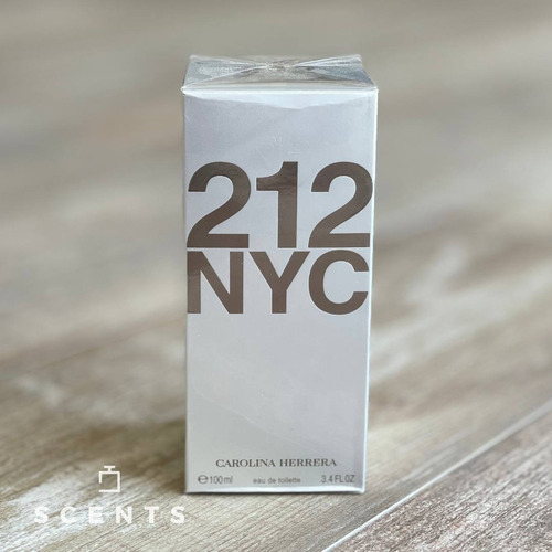 Imagen 3 de 3 de Perfume 212 Vip Rose Carolina Herrera 120ml Original