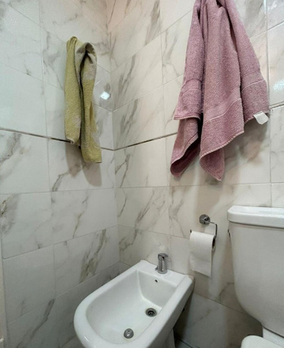 3 Ambientes 2 Baño A 1 Cuadra Del Mar A Metros De Plaza Colon Cerca Del Centro