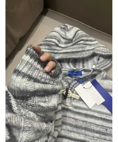 Suéter De Punto Con Capucha Y Botones A Rayas Para Mujer
