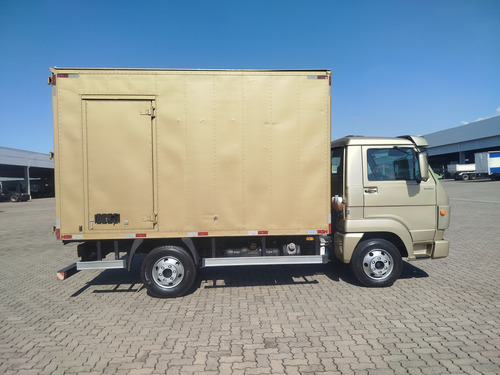 Vw 5.150 4x2 - Baú