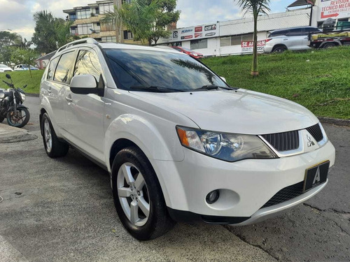 Mitsubishi Outlander Glx 3.0 7 Puestos At 4x4 2008