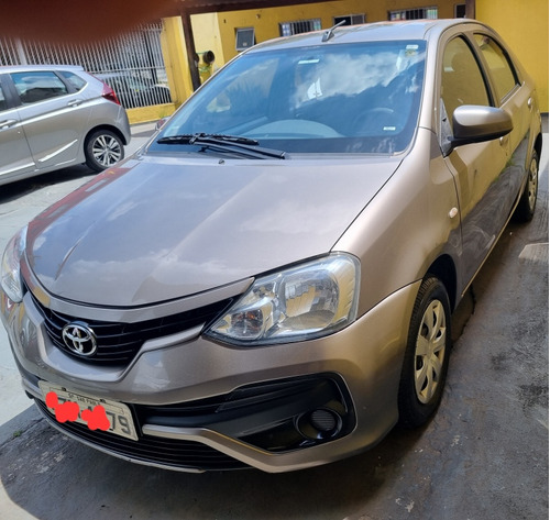 Toyota Etios Sedán 1.5 16v X Aut. 4p