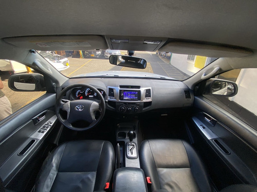 Toyota Fortuner 2.7 Sr5 4X2
