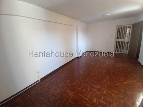 Raiza Suárez Alquila Apartamento En Centro Cabudare Lara