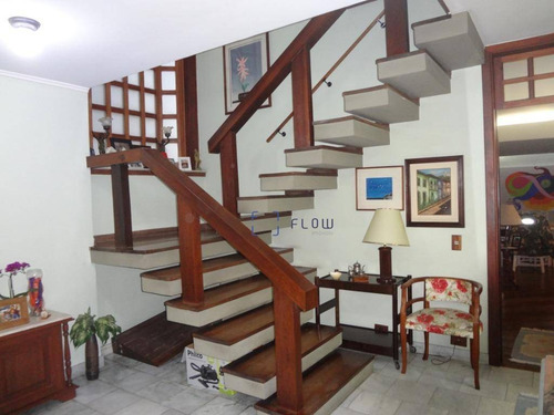 Casa Com 3 Dormitórios E 3 Vagas De Garagem - Paraíso. - Ca1180
