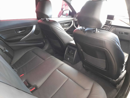Imagen 9 de 13 de Bmw Serie 3 3.0 335i Sedan M Package At 306cv 2013