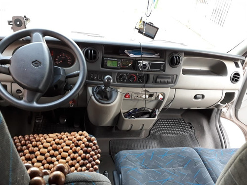 Imagem 6 de 8 de Renault Master Van 2011 16 Lugares