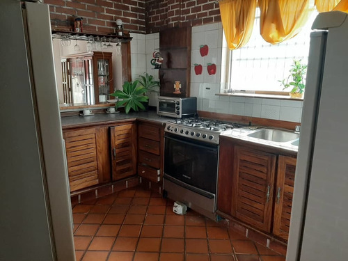 Imagen 3 de 11 de Casa En Naguanagua Urb. Carialinda