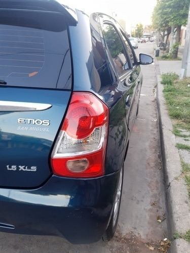 Toyota Etios 1.5 Xls 2015 5 Puertas Impecable Full Full