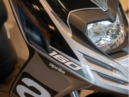 Imagen 21 de 25 de Scooter Aprilia Sr 160 Gris Financiación Disponible Usb Abs