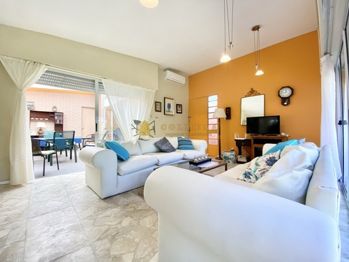 Hermosa Casa En San Rafael, 4 Dormitorios *- Ref: 3437