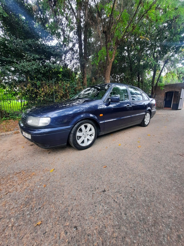 Volkswagen Passat 2.0 I