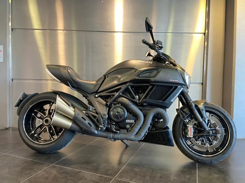 Ducati Diavel Carbon - Excelente Estado!