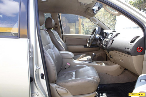 Imagen 13 de 25 de Toyota Fortuner Sr5