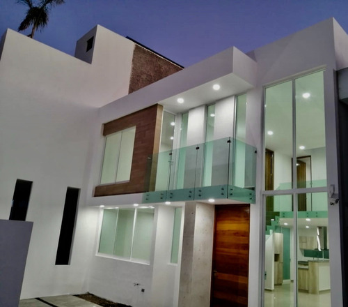 Casa Nueva En Fraccionamiento Alberia