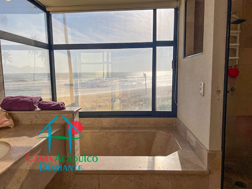 Cad Torre Uno 213. ¡frente Al Mar! Departamento En Playa Diamante Con Acceso Directo A La Playa