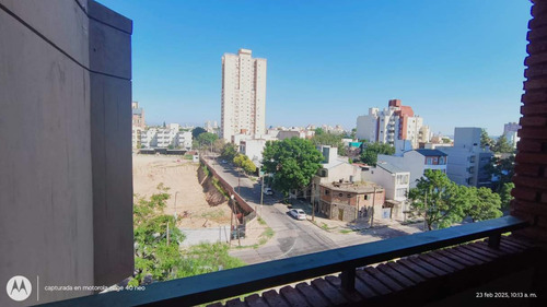 Alberdi: (en La Mejor Zona) 27 De Abril 1700 2 Dormitorios C/ Balcon