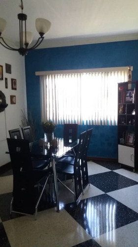 Imagen 2 de 14 de Vendo Apartamento Los Chaguaramos, Caracas