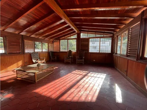 Casa En Cumbre De Curumo