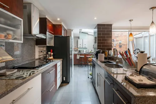 Apartamento En Venta En Chicó Navarra. Cod V22115