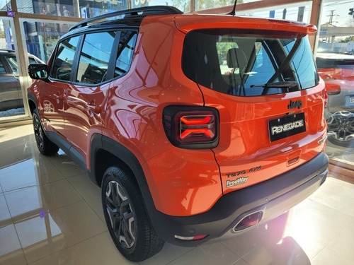 Imagen 12 de 18 de Renegade Trailhawk 1.3t At9