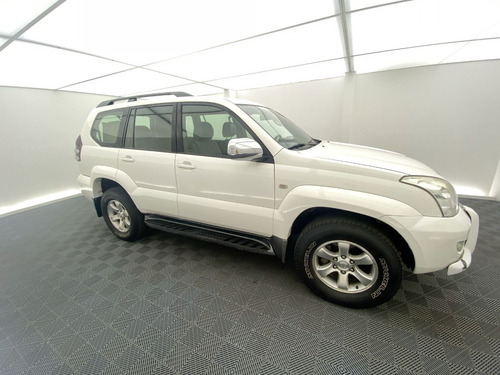 Imagen 12 de 25 de Toyota Land Cruiser Prado 3.0