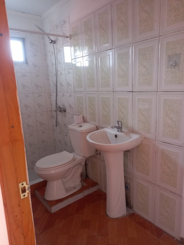 Casa Ubicada En Apacible Barrio Residencial, La Serena
