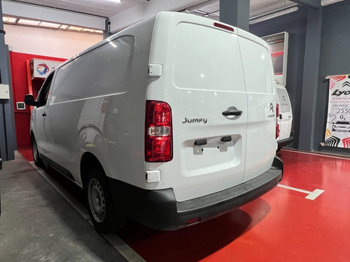Imagen 5 de 17 de Jumpy L3 Hdi 115 Mt6 Business Furgon 2023 0 Km Ciu