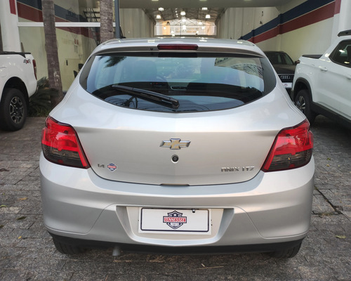 Chevrolet Onix 1.4 MPFI LTZ 8V FLEX 4P MANUAL