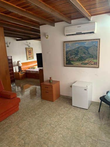 Imagen 10 de 11 de Meza Inmuebles Vende En La Mantuana Casa 04243257753