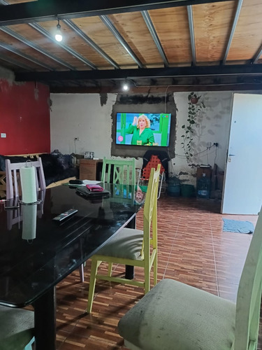 Casa De 3 Ambientes Ubicada En Virrey Del Pino, Partido De La Matanza