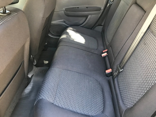 Citroen C4 5p 2.0i 16v Sx Mt 2013 Gris Impecable!