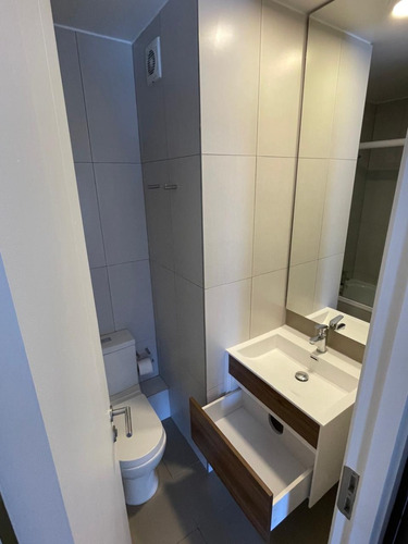 Dpto Arriendo A Pasos Metro Irarrázaval, Ñuñoa (1d+1b+est+b)