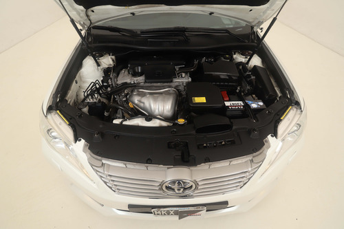 Toyota Camry 2.5 L4 At