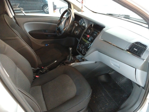 Fiat Linea 2010 1.9 16v Lx Flex 4p